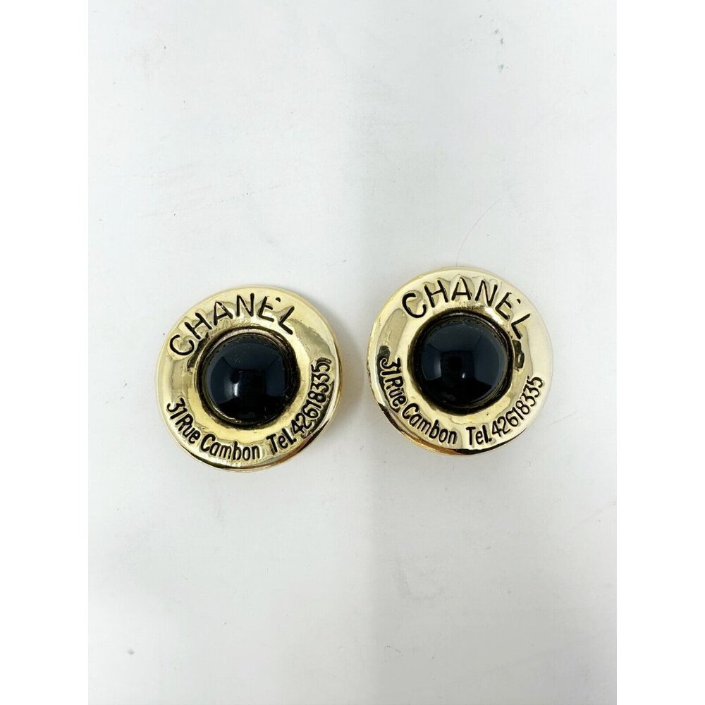 VTG Chanel‎ 31 Rue Cambon CC Logo Address Round Clip On Earrings Black Cabochon
